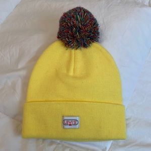 Levi’s beanie with Pom